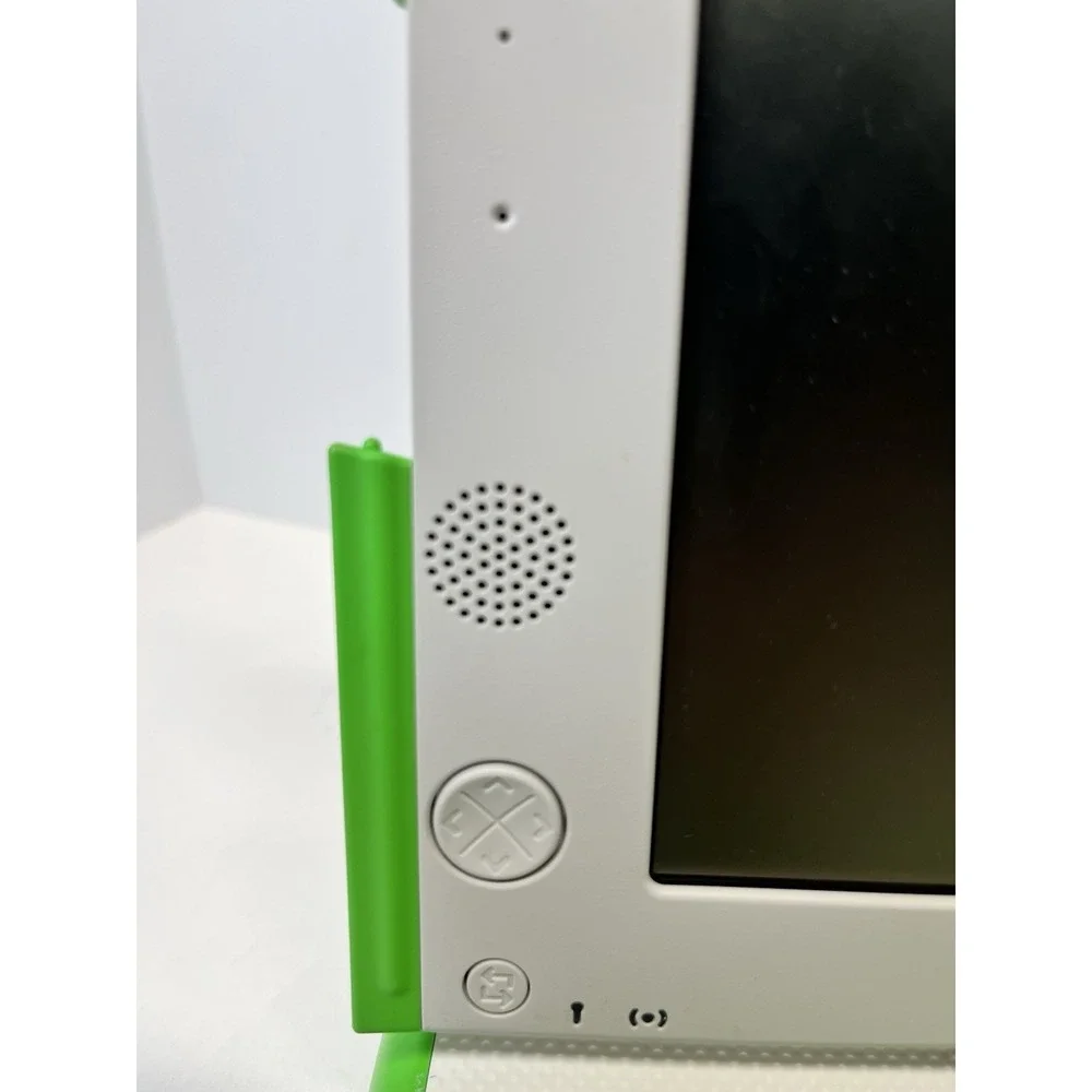OLPC XO-1 Kids Laptop Computer - One Laptop Per Child - w/ Power Adapter